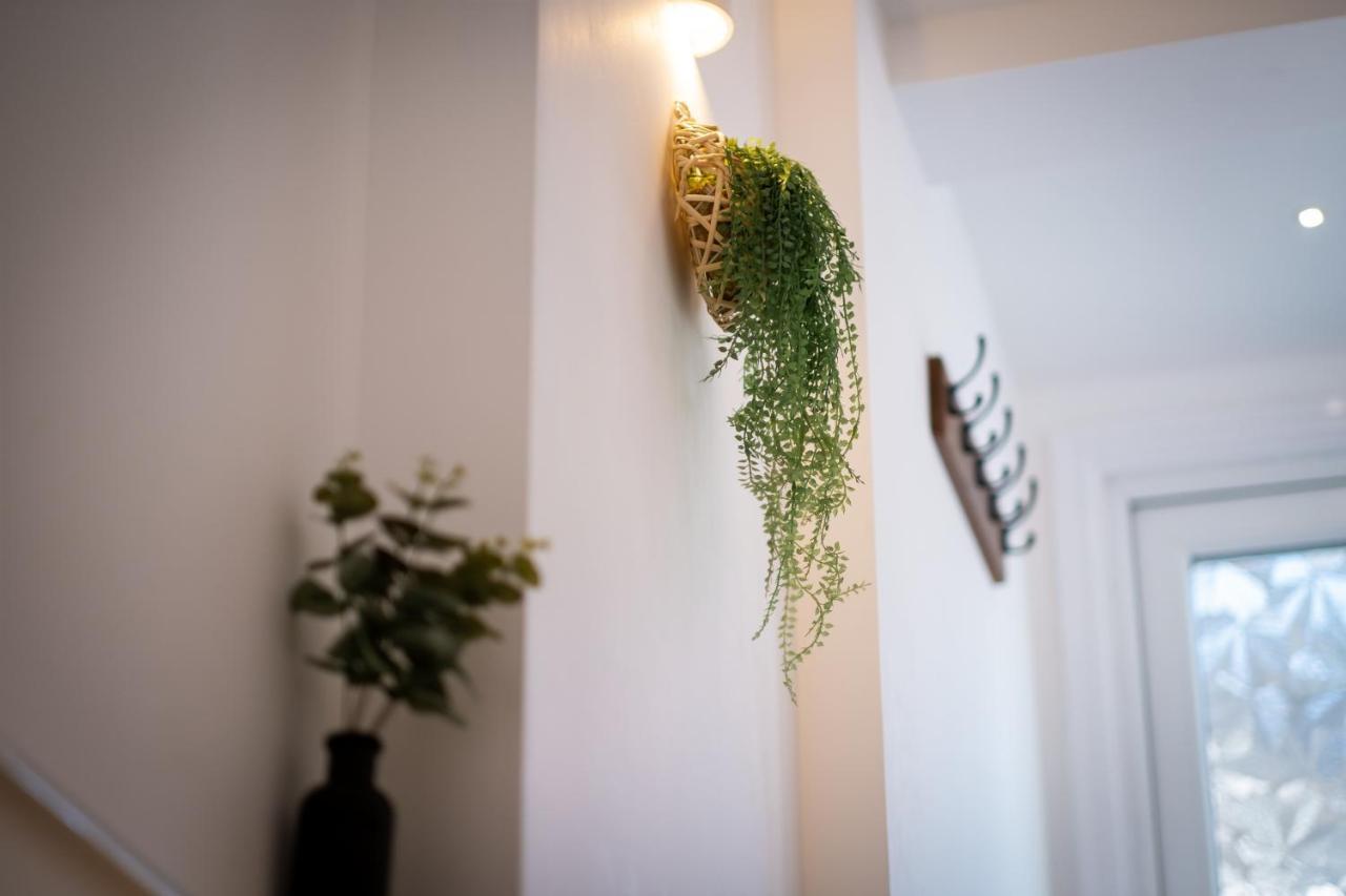 Mulberry Apartment Уиндермер Екстериор снимка